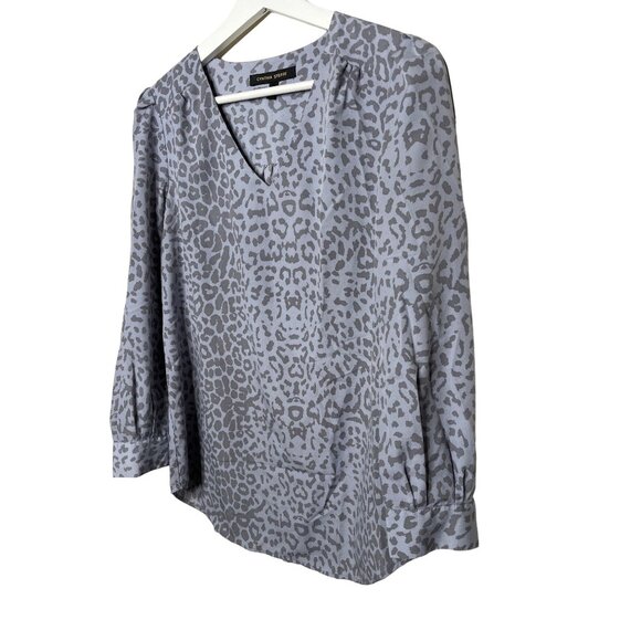 Cynthia Steffe Gray Animal Print V Neck Long Sleeve Blouse Top Small - Picture 1 of 8